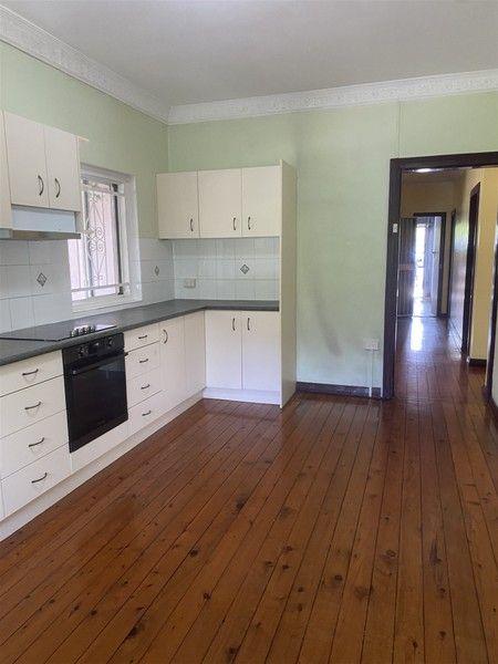 62 Carl Street, QLD 4102