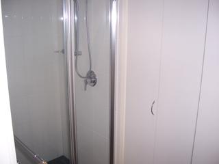 Bathroom (2007-10-23)