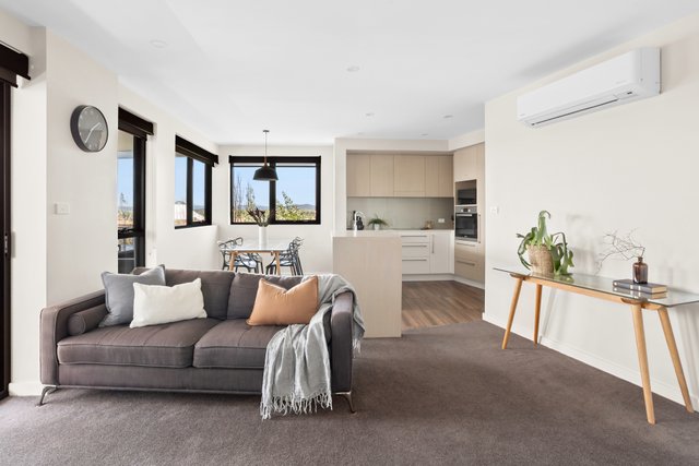 54/115 Canberra Avenue, ACT 2603