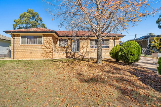 8 Davies Place, ACT 2607