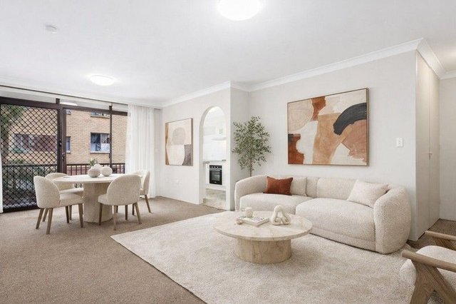 2/215-217 Peats Ferry Road, NSW 2077