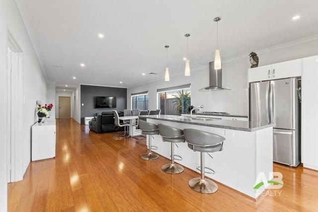 15 Oliveri Street, WA 6065