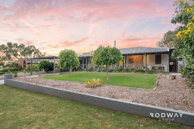 94 Clifton St, WA 6111