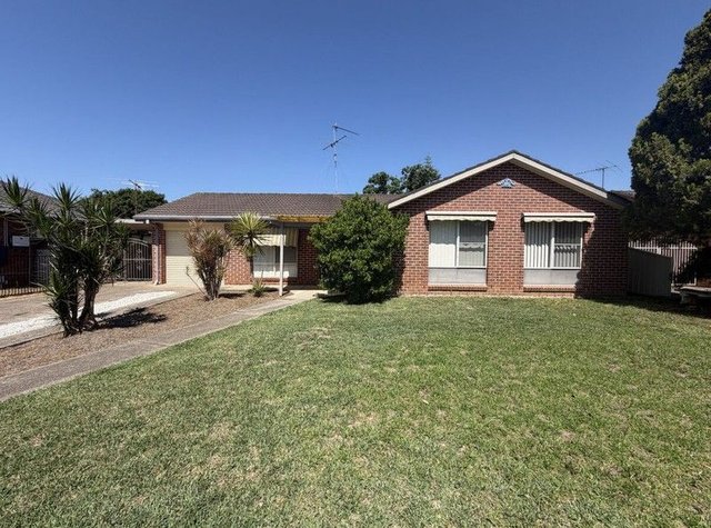 92 Bringelly Road, NSW 2747