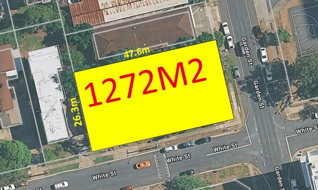 10 Garden Street, QLD 4215