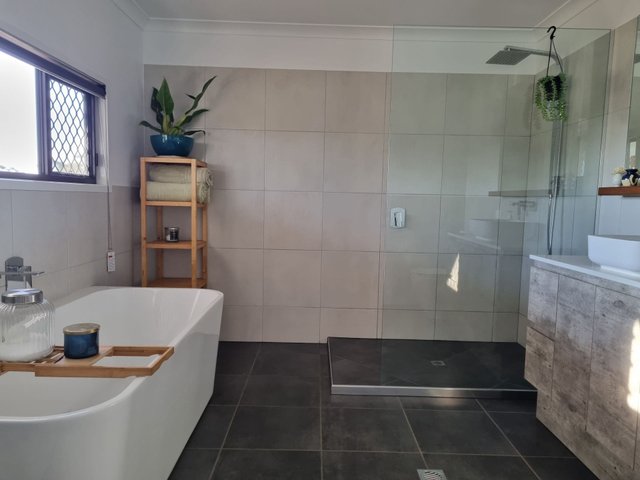 55 Webster St, QLD 4610