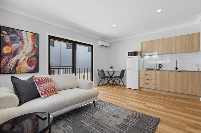 15 Torbey Street, QLD 4109