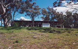 back of house (2001-11-02)