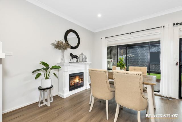 9/1 Ronald Walker Street, ACT 2913