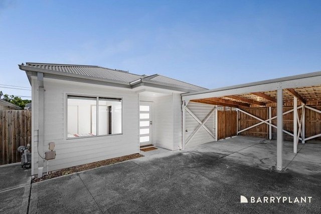 2/49 Hampshire Road, VIC 3020