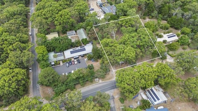 298-306 High Central Rd, QLD 4184