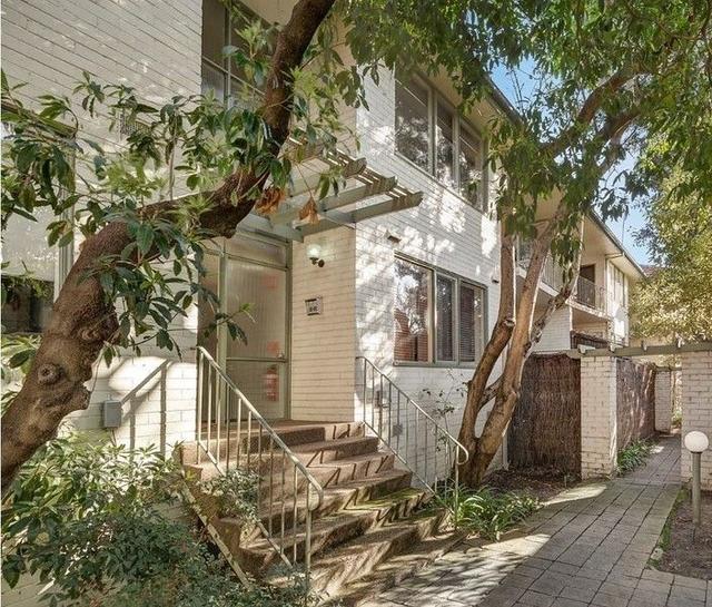 8/9 Kooyong Road, VIC 3161