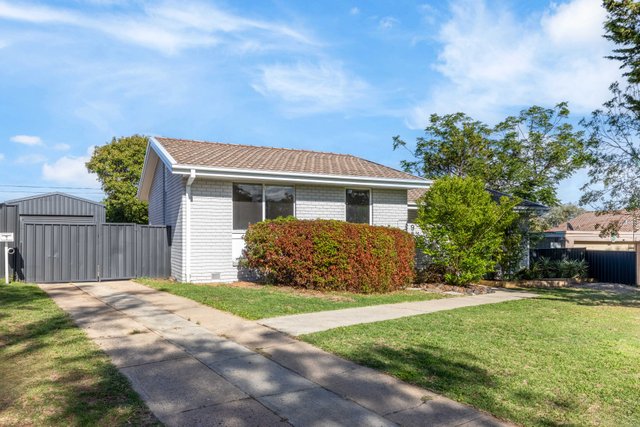 9 Crews Place, ACT 2903