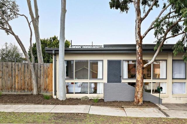 1/2 Josephine Grove, VIC 3072