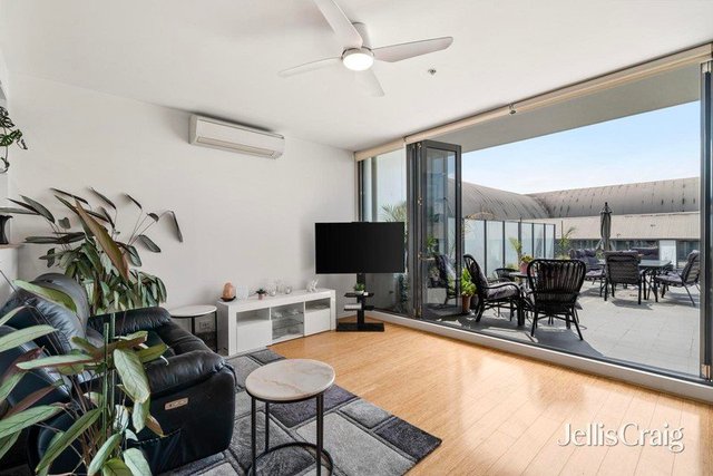 211/40 Burgundy Street, VIC 3084