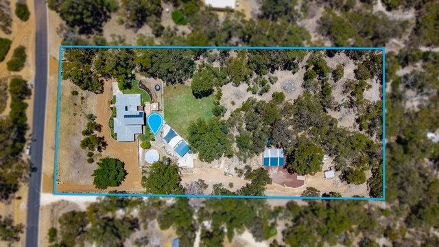 12 Harvey View Drive, WA 6211