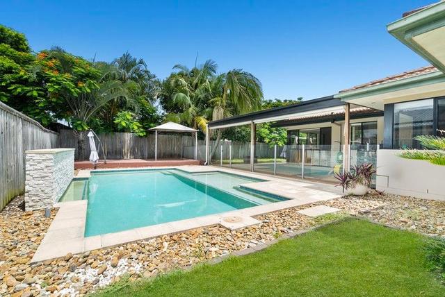 7 Alces Close, QLD 4209