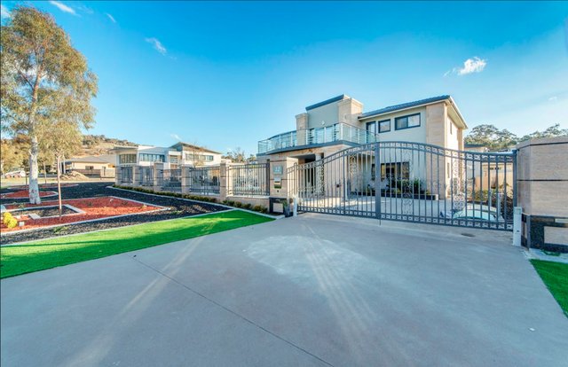 12 Keyar Street, ACT 2606