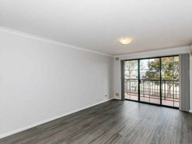 11/167 Grand Boulevard, WA 6027