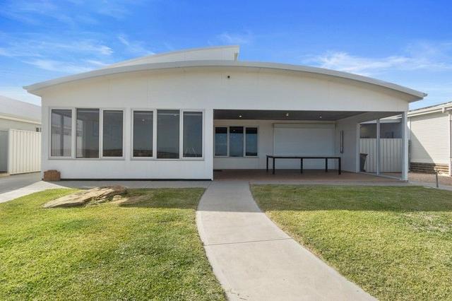 9 Palmer Esplanade, SA 5556