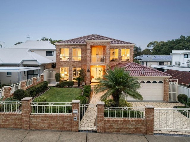 6 River  Street, NSW 2136