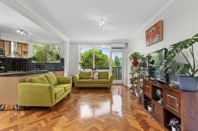 4/10-12 Blenheim Street, VIC 3183