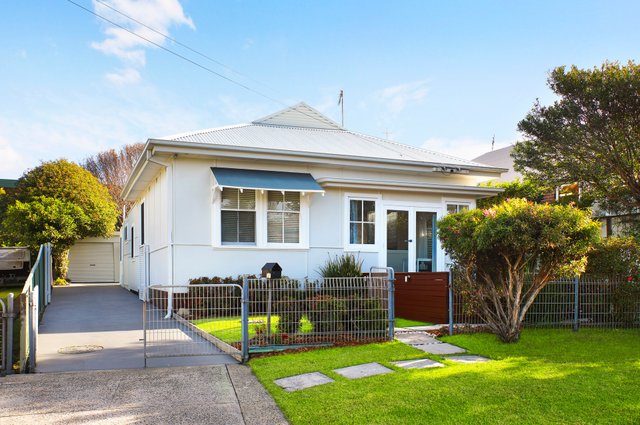 14 Boollwarroo Parade, NSW 2529