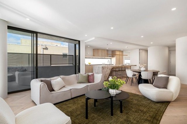 4/24 Burrows Street, VIC 3186