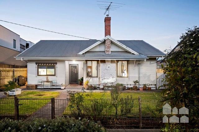 15 Banool Avenue, VIC 3013
