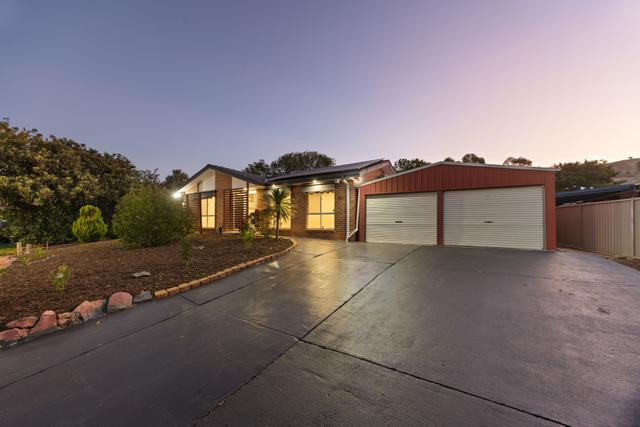 56 Mina Wylie Crescent, ACT 2906