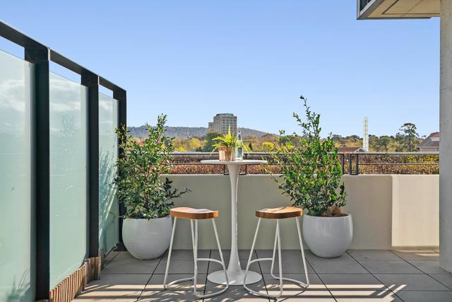 18/25 Eastlake Parade, ACT 2604