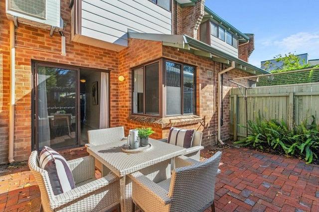 6/2 Douglas Avenue, WA 6008