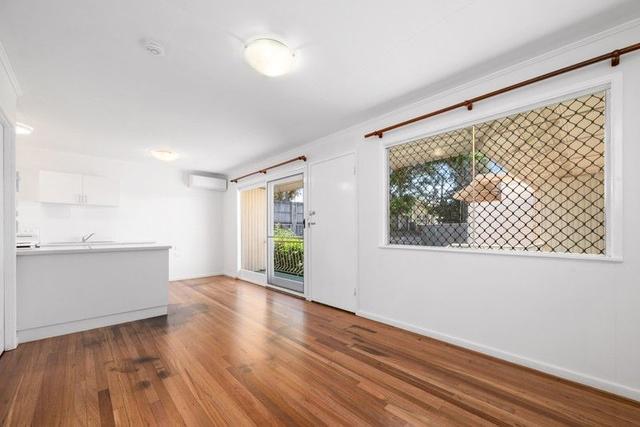 4/467 Cavendish Road, QLD 4151
