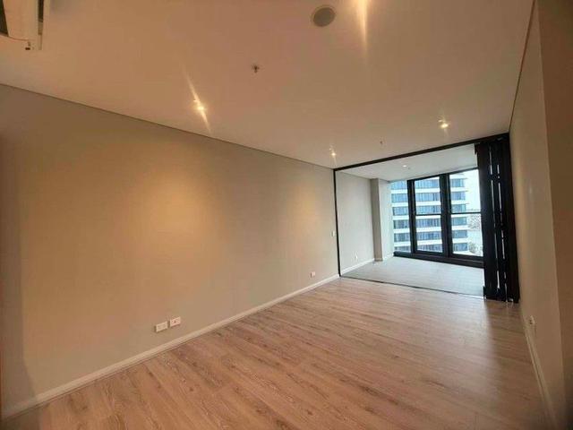 1307/2 Waterways Street, NSW 2127