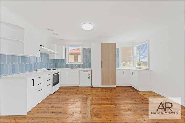 4 Provan Street, NSW 2528