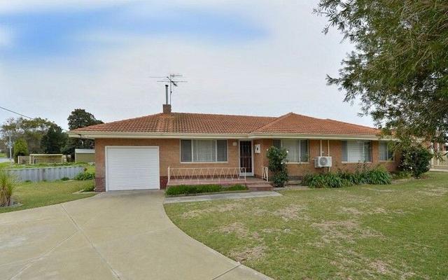 61 Randell Street, WA 6210