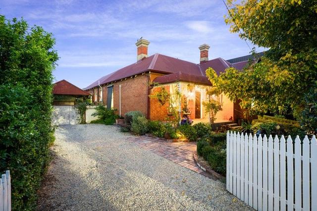569 Hovell Street, NSW 2640