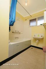 Bathroom (2010-07-26)