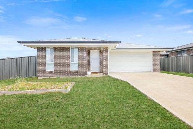 9 Evesham Circuit, NSW 2340