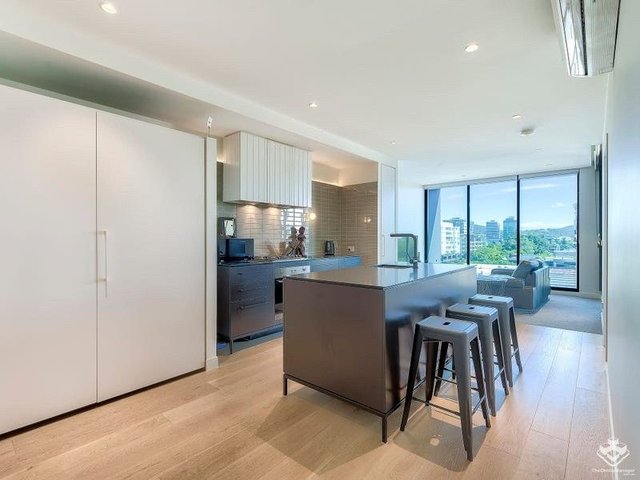 ID:21164482/29 Bank Street, QLD 4101