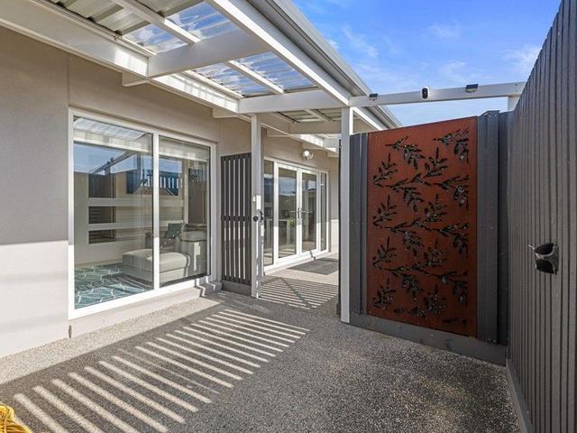 2 Park Road, VIC 3925