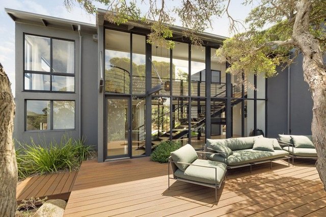 6-8 Beach  Avenue, VIC 3942