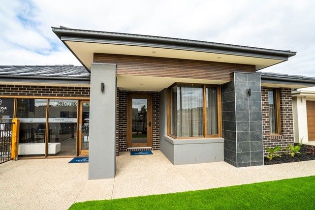 207 Sovereign Drive, Armstrong Estate,, VIC 3217