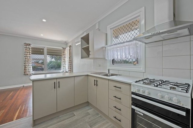 10 Felicia Street, WA 6530