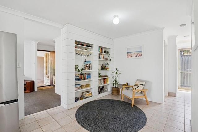 14 Koolama Place, WA 6025