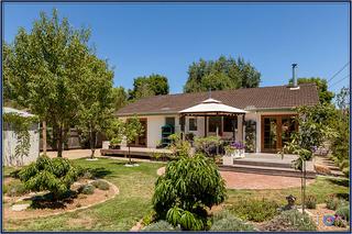 Rear Gardens to Outdoor Area