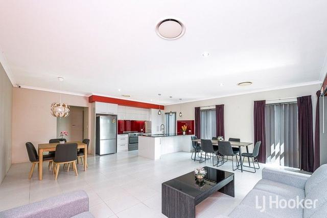 87 Bradstocks Grove, WA 6110