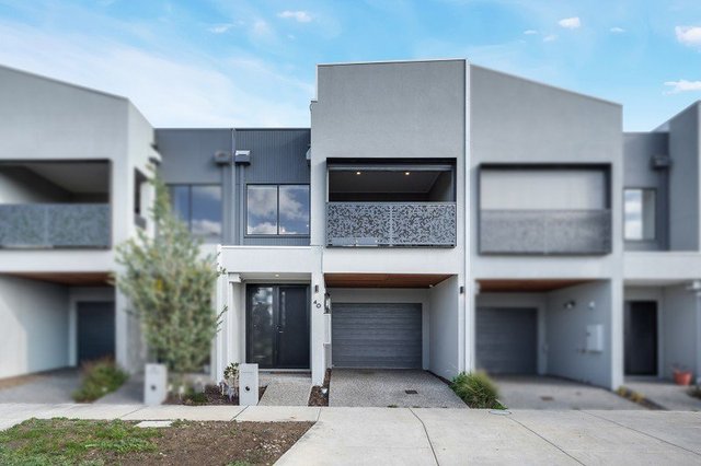 40 Creek Esplanade, VIC 3064