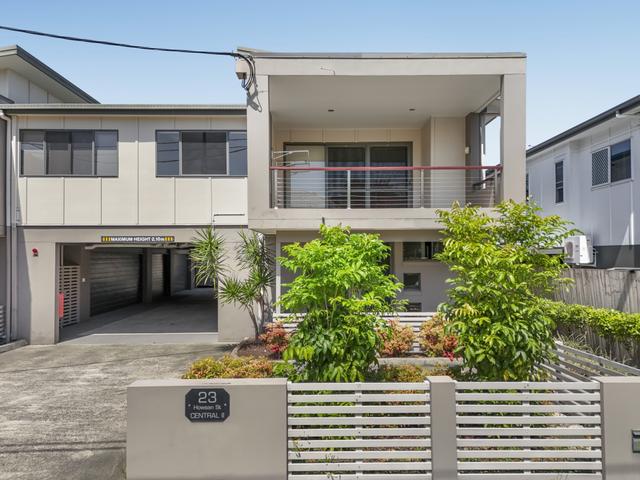 Unit 1/23 Howsan St, QLD 4122