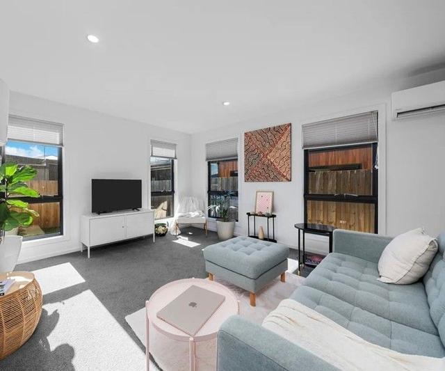 2/6 Debra Place, TAS 7109